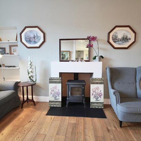 Spacious 2 Bed Apt Next To Royal Mile & Waverley Единбург Екстер'єр фото